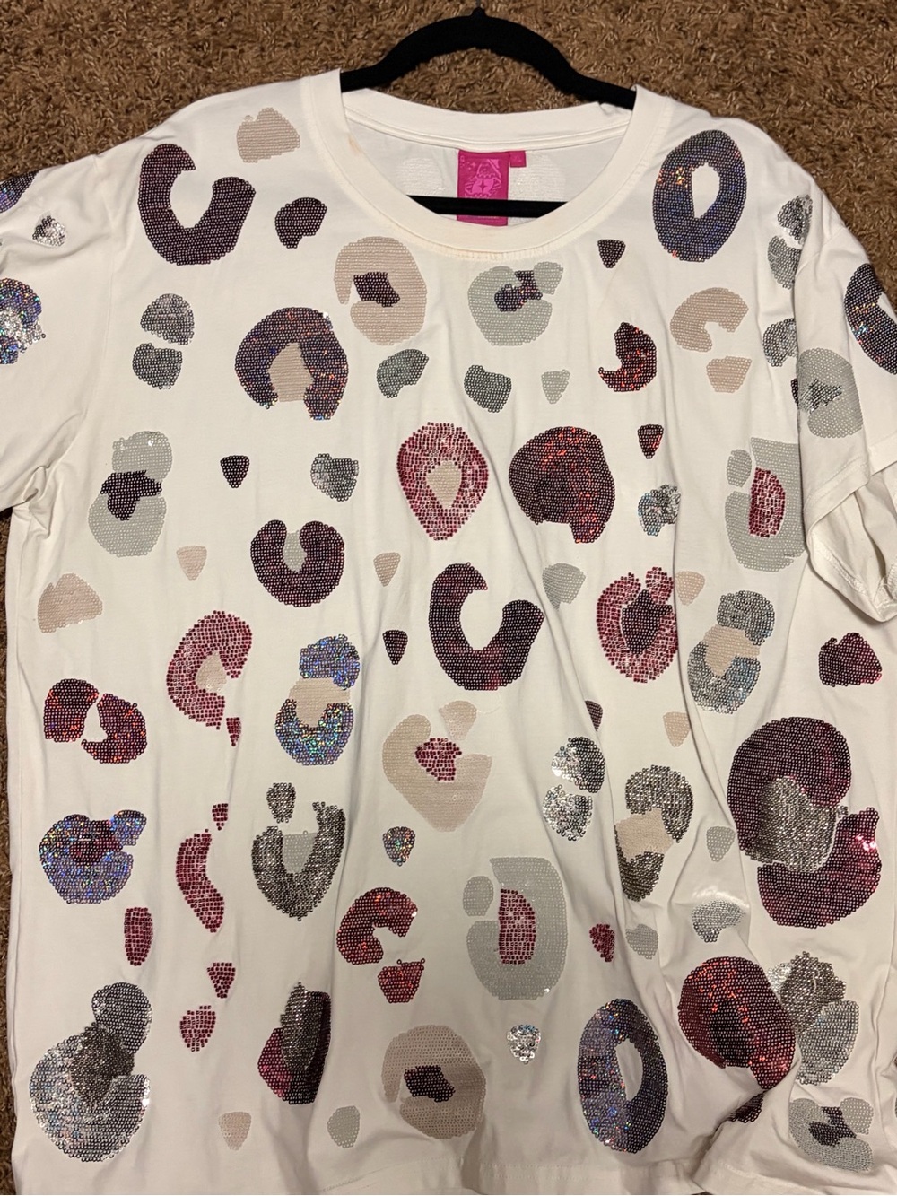 QUEEN OF SPARKLES White Sequin Leopard Print Short Sleeve Top